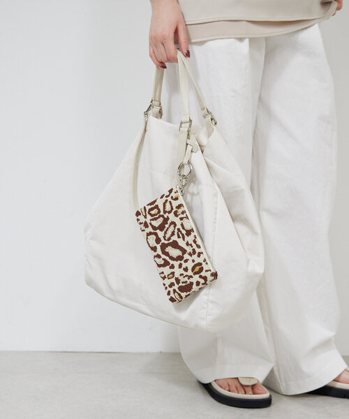 GALLARDAGALANTE（ガリャルダガランテ）の「【2.718】ダブルハンドルトートバッグ（トートバッグ・レディース・ブラック/キャメル/アイボリー・FREE）」の16枚目の写真