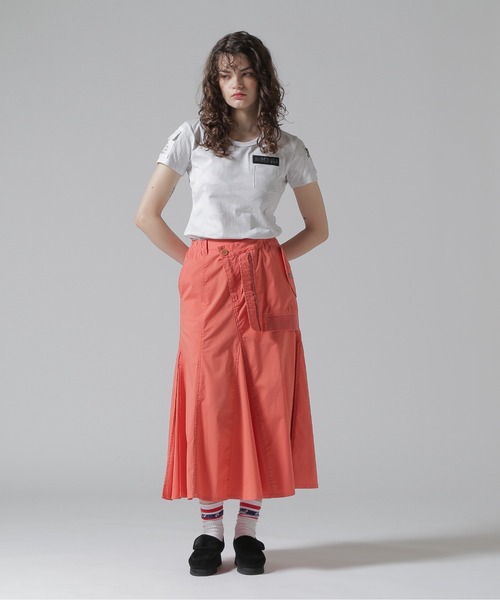 AVIREX(アヴィレックス)の「ファティーグTシャツ/ FATIGUE T-SHIRT(Tシャツ/カットソー・レディース・オリーブ/ブラック/ホワイト/ネイビー/ホワイト系その他/ブラック系その他・M/S/L)」の20枚目の写真