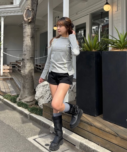 HTH（エイチティーエイチ）の「Shoulder point long Tee（Tシャツ/カットソー・レディース・アッシュ/グレー/レッド/アクア・フリー）」の12枚目の写真