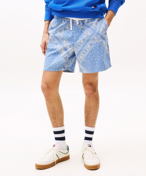 tommy jeans(トミー ジーンズ)の「オールオーバープリントルーズビーチショーツ(その他パンツ・メンズ・ブルー・MEDIUM/LARGE/SMALL)」の2枚目の写真