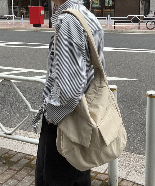 B.R.U（ブル）の「TCフラップポケットショルダーバッグ（ショルダーバッグ・メンズ・カーキ/ブラック/ベージュ/アイボリー・FREE）」の8枚目の写真