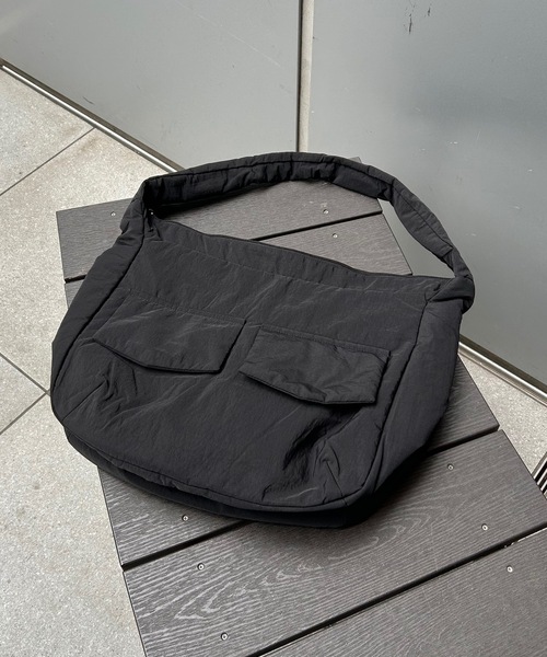 B.R.U（ブル）の「TCフラップポケットショルダーバッグ（ショルダーバッグ・メンズ・カーキ/ブラック/ベージュ/アイボリー・FREE）」の13枚目の写真