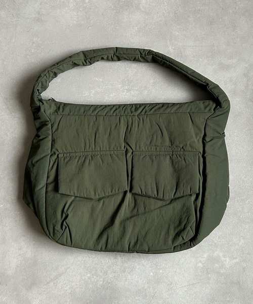 B.R.U（ブル）の「TCフラップポケットショルダーバッグ（ショルダーバッグ・メンズ・カーキ/ブラック/ベージュ/アイボリー・FREE）」の21枚目の写真