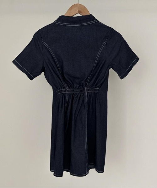 Mejoul(メジュール)の「ウエストフィットデニムミニワンピース(シャツワンピース・レディース・ブルー/ブラック・F)」の11枚目の写真