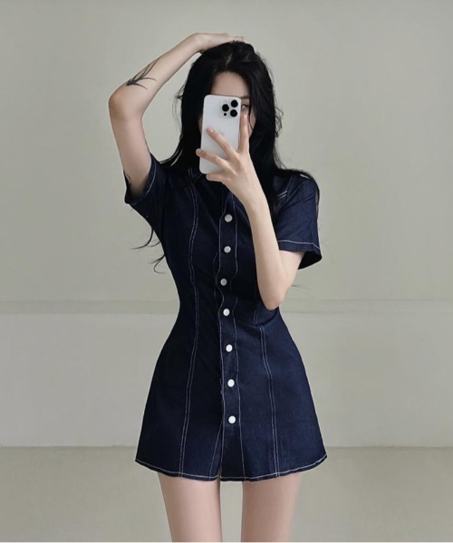 Mejoul(メジュール)の「ウエストフィットデニムミニワンピース(シャツワンピース・レディース・ブルー/ブラック・F)」の18枚目の写真