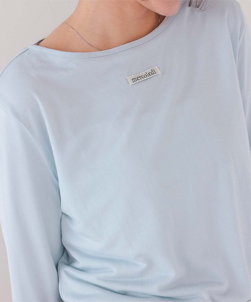 titivate(ティティベイト)の「前後2wayタグ付きロングスリーブTシャツ(Tシャツ/カットソー・レディース・ライトブルー/ブラック/チャコール/オフホワイト・L/M/S)」の15枚目の写真
