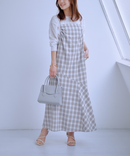 COHINA(コヒナ)の「フロントギャザーチェックキャミワンピース 【低身長・小柄女性】(ワンピース・レディース・ブラック/グレー/ベージュ・ONE SIZE)」の2枚目の写真