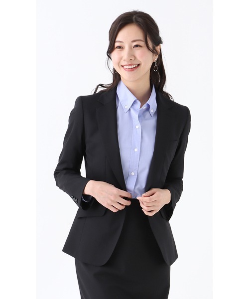 AOYAMA（アオヤマ）の「【ベーシックなデザインのジャケット】自宅で洗える！１つボタンテーラードジャケット｜オフィス＆通勤＆入卒＆オケージョン｜セットアップ着用可（スーツジャケット・レディース・ブラック・15号/13号/11号/9号）」の7枚目の写真