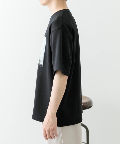 ITEMS URBANRESEARCH（アイテムズ アーバンリサーチ）の「Art Graphic ポンチTシャツ Wind（Tシャツ/カットソー・メンズ・ブラック/ホワイト・MEDIUM/LARGE）」の18枚目の写真