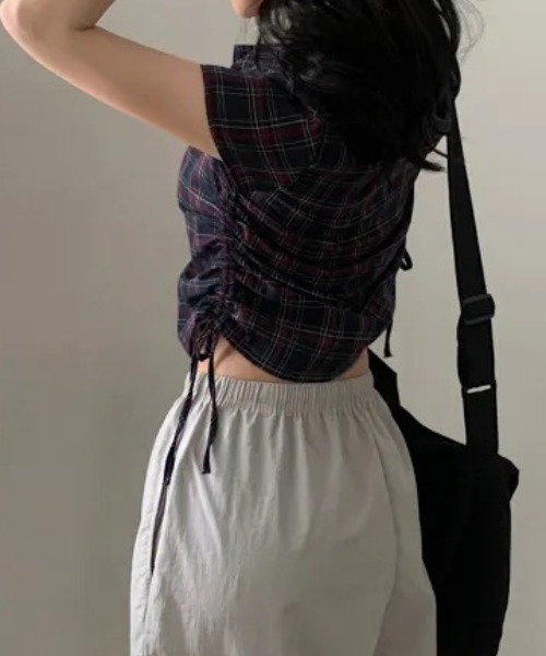 Teem Store(チームストア)の「サイドシャーリングコンパクト シアーチェック半袖シャツ(シャツ/ブラウス・レディース・ホワイト/ネイビー・F)」の11枚目の写真