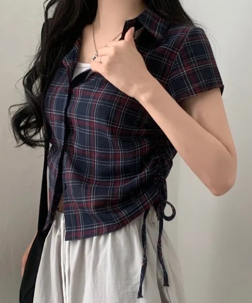 Teem Store(チームストア)の「サイドシャーリングコンパクト シアーチェック半袖シャツ(シャツ/ブラウス・レディース・ホワイト/ネイビー・F)」の12枚目の写真