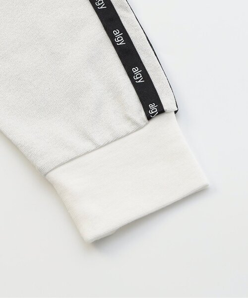 algy（アルジー）の「UVカットラインスリーブパーカー（パーカー・キッズ・ブラック/オフホワイト/グレー・XX-SMALL/X-SMALL/MEDIUM/SMALL）」の17枚目の写真