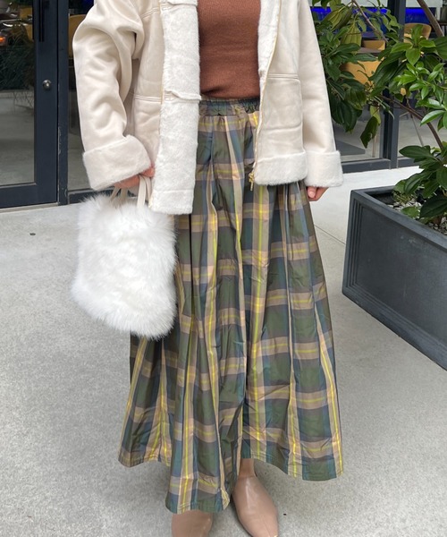 StyleSea（スタイルシー）の「チェック柄タフタスカート（スカート・レディース・ブラック/ベージュ/グレー/ブラウン/カーキ/ネイビー/グレイッシュベージュ/マルチ/ブルー/グリーン/オレンジ/ブルー系その他/ピンク/イエロー・FREE）」の7枚目の写真