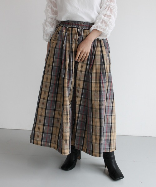 StyleSea(スタイルシー)の「チェック柄タフタスカート(スカート・レディース・ブラック/ベージュ/グレー/ブラウン/カーキ/ネイビー/グレイッシュベージュ/マルチ/ブルー/グリーン/オレンジ/ブルー系その他/ピンク/イエロー/パープル/スミクロ/レッド/ケリーグリーン/サンドベージュ/モスグリーン/レッド系その他/テラコッタ・FREE)」の8枚目の写真