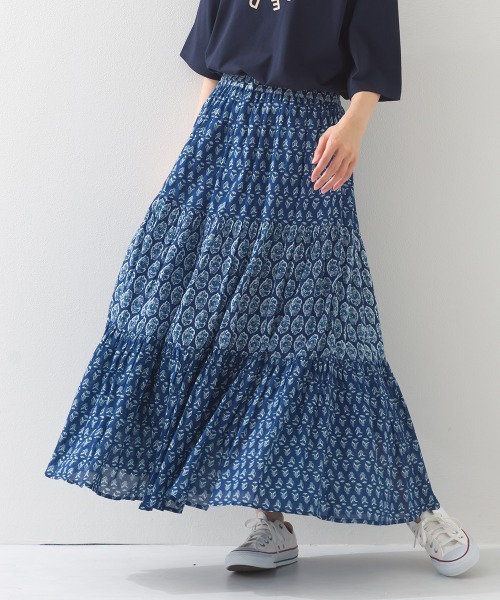 OMNES(オムネス)の「コットンボイル総柄切り替えティアードスカート(スカート・レディース・マスタード/パープル/ネイビー/ブルー・FREE)」の20枚目の写真