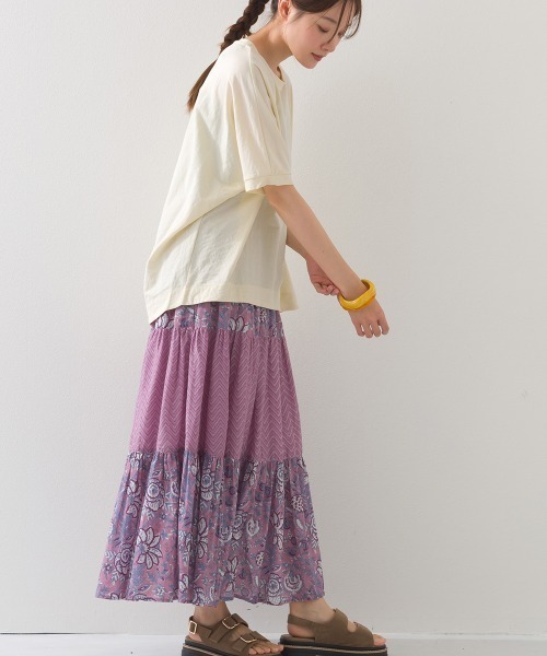 OMNES(オムネス)の「コットンボイル総柄切り替えティアードスカート(スカート・レディース・マスタード/パープル/ネイビー/ブルー・FREE)」の15枚目の写真