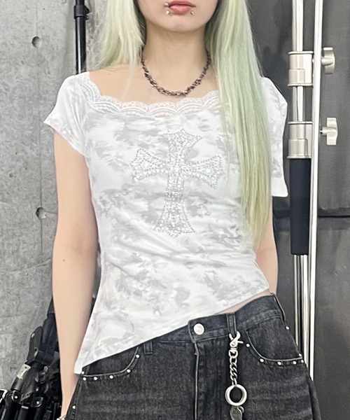 Figments（フィグメンツ）の「オフショルクロスピチＴ（Tシャツ/カットソー・メンズ・ホワイト/ブラック・FREE）」の3枚目の写真