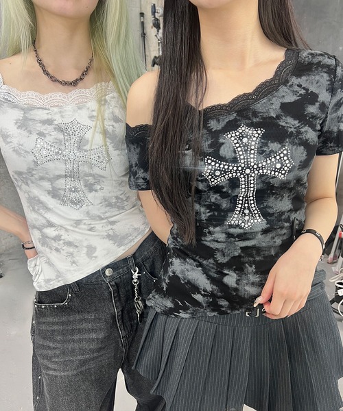 Figments（フィグメンツ）の「オフショルクロスピチＴ（Tシャツ/カットソー・メンズ・ホワイト/ブラック・FREE）」の11枚目の写真