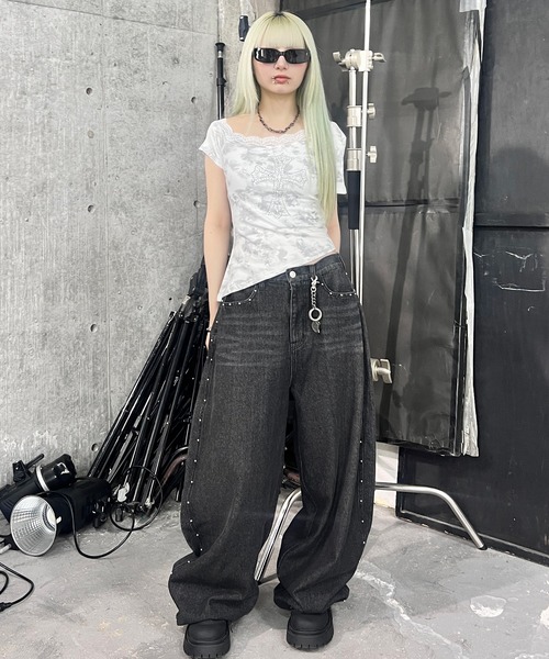 Figments（フィグメンツ）の「オフショルクロスピチＴ（Tシャツ/カットソー・メンズ・ホワイト/ブラック・FREE）」の13枚目の写真