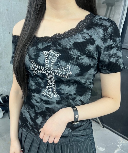 Figments（フィグメンツ）の「オフショルクロスピチＴ（Tシャツ/カットソー・メンズ・ホワイト/ブラック・FREE）」の14枚目の写真