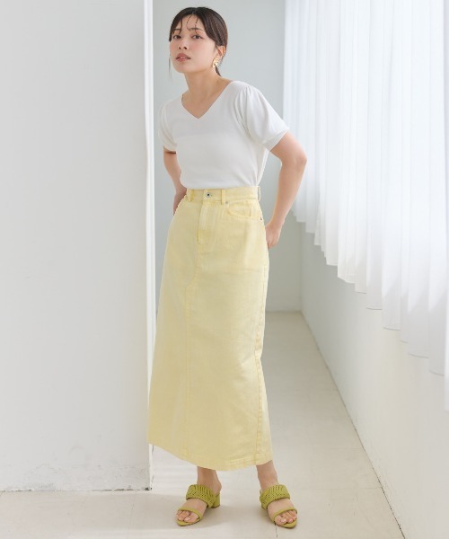 AND COUTURE(アンドクチュール)の「ベーシックVネックプルオーバー(ニット/セーター・レディース・オフホワイト/ピンク/ブラック/ライトグレー/ネイビー・FREE)」の6枚目の写真