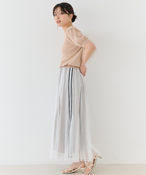 AND COUTURE(アンドクチュール)の「ベーシックVネックプルオーバー(ニット/セーター・レディース・オフホワイト/ピンク/ブラック/ライトグレー/ネイビー・FREE)」の21枚目の写真