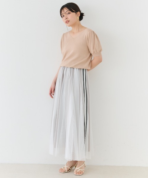 AND COUTURE(アンドクチュール)の「ベーシックVネックプルオーバー(ニット/セーター・レディース・オフホワイト/ピンク/ブラック/ライトグレー/ネイビー・FREE)」の20枚目の写真