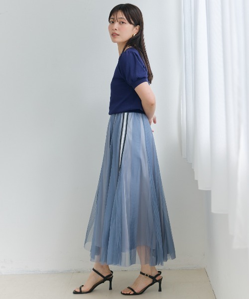 AND COUTURE(アンドクチュール)の「ベーシックVネックプルオーバー(ニット/セーター・レディース・オフホワイト/ピンク/ブラック/ライトグレー/ネイビー・FREE)」の11枚目の写真