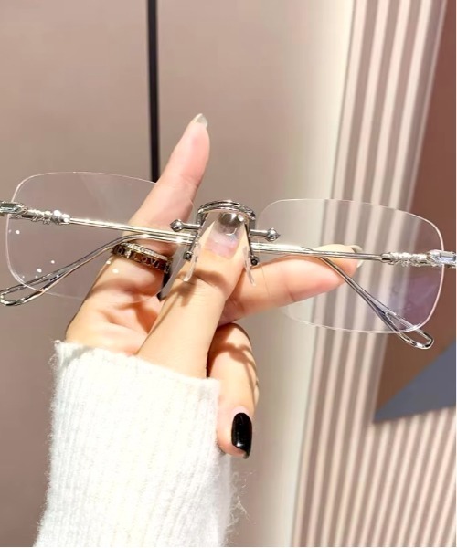 VIBGYOR（ヴィブジョー）の「リムレスメガネ　サングラス(BDS)（サングラス・レディース・シルバー/ゴールド・FREE）」の10枚目の写真