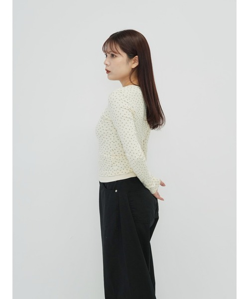 Enewd nina（エニュードニーナ）の「【zozo限定】フラワー レース レイヤード ロング トップス（Tシャツ/カットソー・レディース・アイボリー/ネイビー/グレー・FREE）」の20枚目の写真