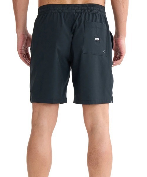 BILLABONG(ビラボン)の「BILLABONG メンズ ALLDAY LAYBACKS ボードショーツ 【2025年夏モデル】/ビラボン水陸両用ウエストゴムボードショーツ・サーフトランクス・バギーショーツ(水着)(水着・メンズ・ブラック/ブルー/キャメル/オレンジ系その他・SMALL/MEDIUM/LARGE)」の16枚目の写真