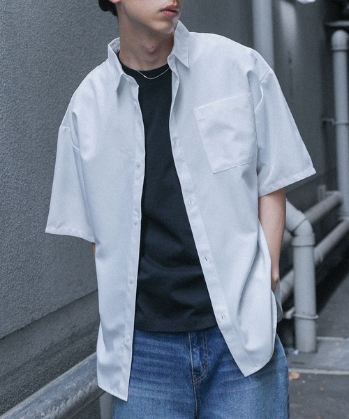 MDR(エムディアール)の「オーバーサイズレギュラーカラー半袖シャツ(シャツ/ブラウス・メンズ・オフホワイト/ブルー・M/L)」の2枚目の写真