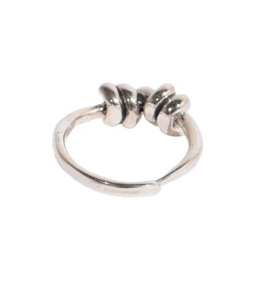 H.O.V(フォブ)の「【H.O.V】KNOT THEORY RING/ノット シアリー リング ユニセックス(リング・レディース・シルバー・FREE)」の2枚目の写真