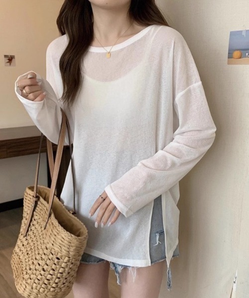 COCOMOMO(ココモモ)の「サイドスリット シアートップス オーバーサイズ シアー カットソー ロンT 袖くしゅ 長袖 トップス 日焼け対策(Tシャツ/カットソー・レディース・ホワイト/グリーン/ライトグリーン/ピンク/パープル/イエロー/ブラック/ライトブルー・FREE)」の9枚目の写真