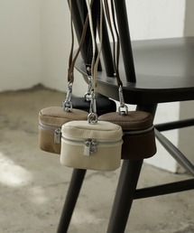 VitaFelice（ヴィータフェリーチェ）の「牛革ラウンドミニポーチ（ストラップ付き）ショルダーバッグ マイクロミニバッグ（ポーチ）」