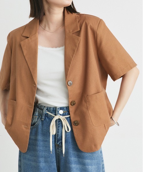 ad thie（アドティエ）の「リネンライク ポケット付き ハーフスリーブジャケット（テーラードジャケット・レディース・ライトベージュ/ブラック/ナチュラル/ライトブラウン・FREE）」の3枚目の写真