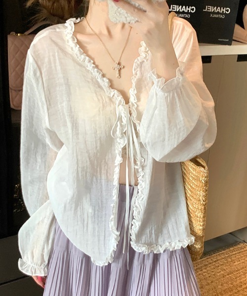 Achic(アシック)の「フリル縁シアーガーリーボレロカーディガン(シャツ/ブラウス・レディース・ホワイト/ブルー・M)」の3枚目の写真