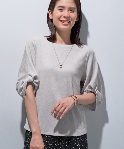 INDIVI（インディヴィ）の「【UVケア／吸汗速乾】凹凸素材ねじり袖トップス（Tシャツ/カットソー・レディース・ナチュラル/チャコールグレー/ネイビー系1/ブラック系1・13/05/38/34/19/15 ）」の10枚目の写真