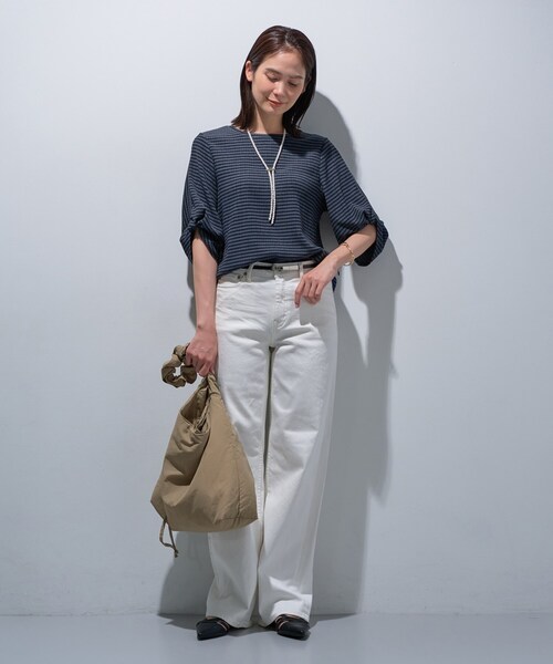 INDIVI（インディヴィ）の「【UVケア／吸汗速乾】凹凸素材ねじり袖トップス（Tシャツ/カットソー・レディース・ナチュラル/チャコールグレー/ネイビー系1/ブラック系1・13/05/38/34/19/15 ）」の15枚目の写真