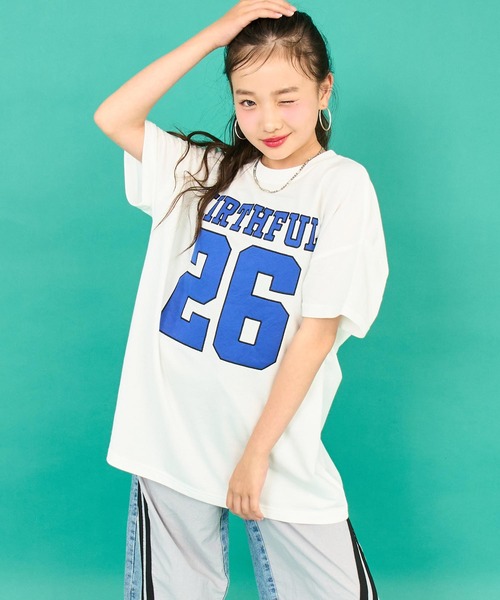 ANAP GｉRL（アナップガール）の「ANAPR+SナンバリングオーバーTシャツ【ユニセックス】（Tシャツ/カットソー・キッズ・パープル/ホワイト/カーキ・M/S/XS）」の2枚目の写真