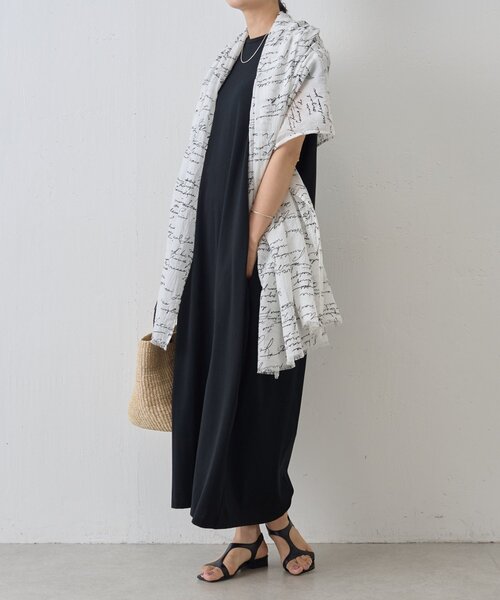 BEARDSLEY（ビアズリー）の「《CITRUS》プリントストール（ストール/ショール・レディース・ネイビー/ホワイト・FREE）」の11枚目の写真