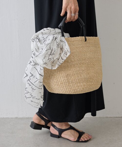 BEARDSLEY（ビアズリー）の「《CITRUS》プリントストール（ストール/ショール・レディース・ネイビー/ホワイト・FREE）」の13枚目の写真