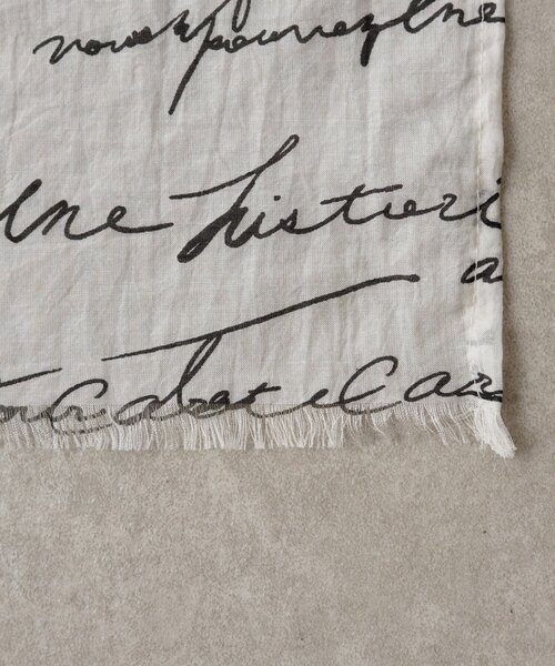 BEARDSLEY（ビアズリー）の「《CITRUS》プリントストール（ストール/ショール・レディース・ネイビー/ホワイト・FREE）」の12枚目の写真