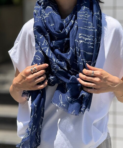 BEARDSLEY（ビアズリー）の「《CITRUS》プリントストール（ストール/ショール・レディース・ネイビー/ホワイト・FREE）」の21枚目の写真