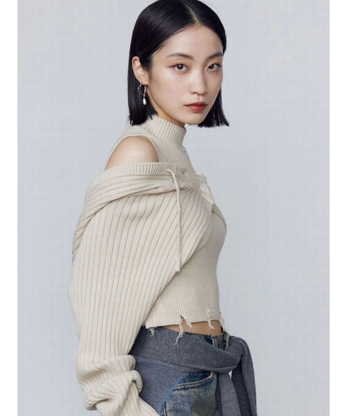 EMODA（エモダ）の「フードペアニット（ニット/セーター・レディース・グレー/カーキ/ブラック/アイボリー・FREE）」の20枚目の写真