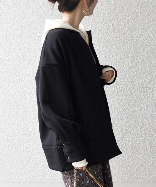 SHIPS any（シップス エニィ）の「【WEB限定】SHIPS any:〈洗濯機可能〉ダンボール コクーン ノーカラー コート（ノーカラーコート・レディース・ブラック/オリーブ/ベージュ・ONE SIZE）」の8枚目の写真