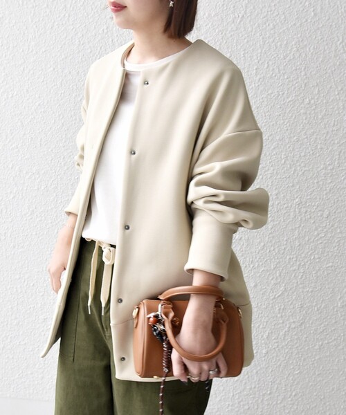 SHIPS any（シップス エニィ）の「【WEB限定】SHIPS any:〈洗濯機可能〉ダンボール コクーン ノーカラー コート（ノーカラーコート・レディース・ブラック/オリーブ/ベージュ・ONE SIZE）」の20枚目の写真