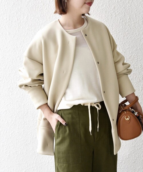 SHIPS any（シップス エニィ）の「【WEB限定】SHIPS any:〈洗濯機可能〉ダンボール コクーン ノーカラー コート（ノーカラーコート・レディース・ブラック/オリーブ/ベージュ・ONE SIZE）」の21枚目の写真