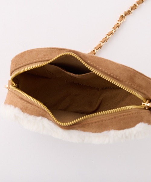 one after another NICE CLAUP（ワンアフターアナザーナイスクラップ）の「ハートスウェードショルダーバッグ（ショルダーバッグ・レディース・サックスブルー/ブラウン/ベージュ・FREE）」の5枚目の写真