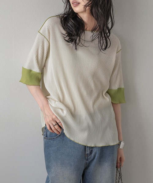 La-gemme(ラジェム)の「配色切り替えがアクセント!バイカラープリーツトップス/快適素材/ストレスフリー(Tシャツ/カットソー・レディース・ブラウン/ブラック/グリーン/オレンジ/アイボリー/ネイビー/ライトグレー・フリー)」の1枚目の写真